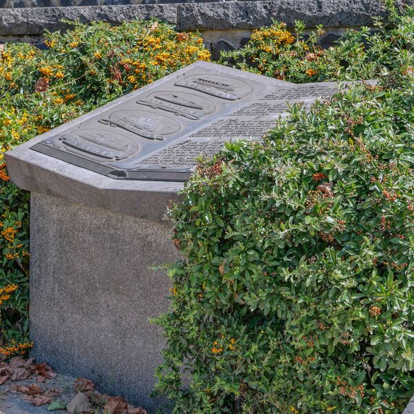 Attila Muranyi und Michael Naundorf, Denkmal Fährgerechtsame