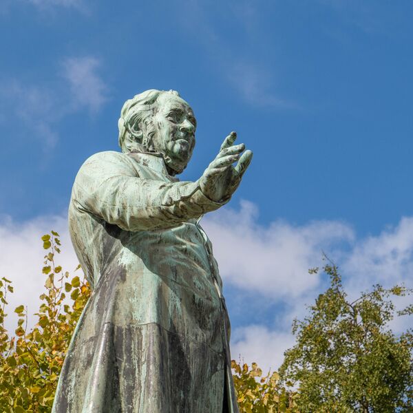 Bernhard Afinger, Ernst-Moritz-Arndt-Denkmal (A 176)