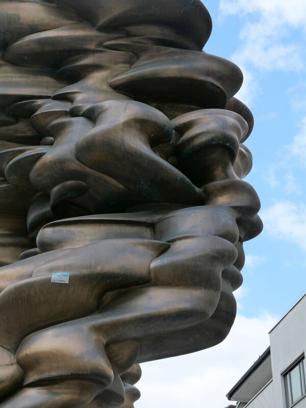 Tony Cragg, Mean Average