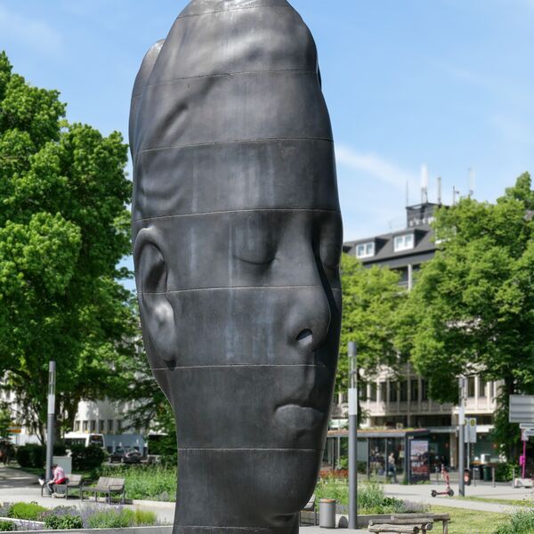 Jaume Plensa, Laurelle