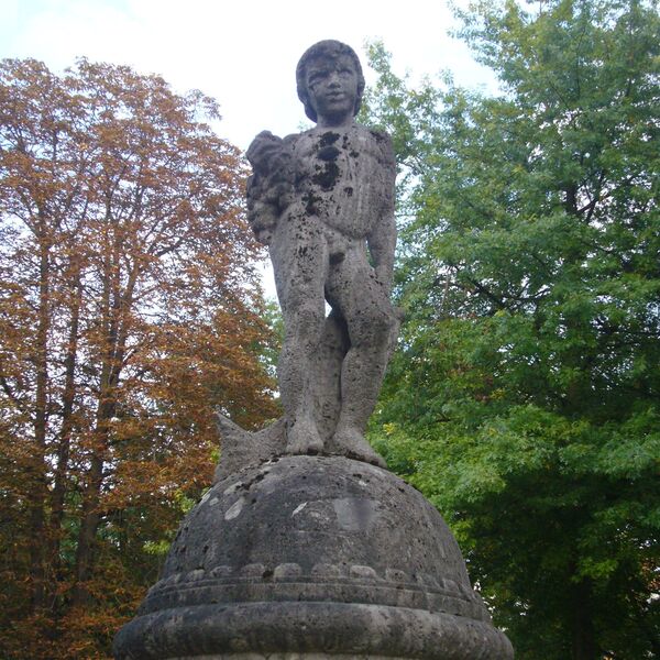 Hans Schumacher und Paul Seiler, Zierbrunnen (A 113)