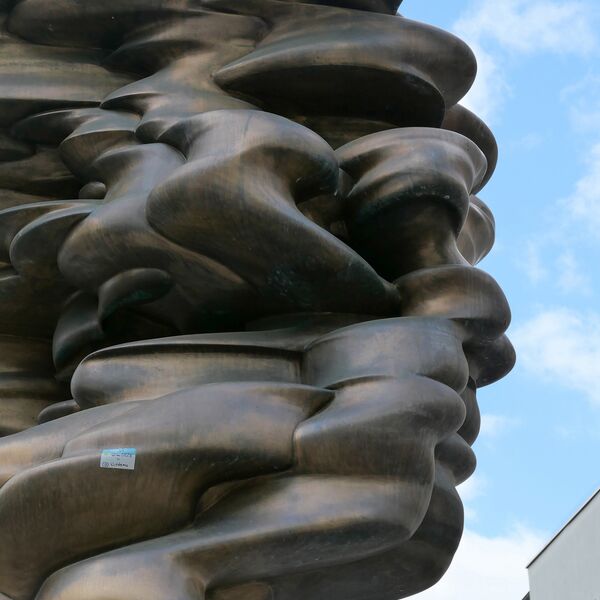 Sir Tony Cragg, Mean Average