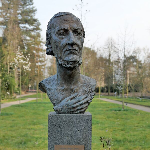 Bernd Göbel, Büste Christian Gottfried Daniel Nees von Esenbeck