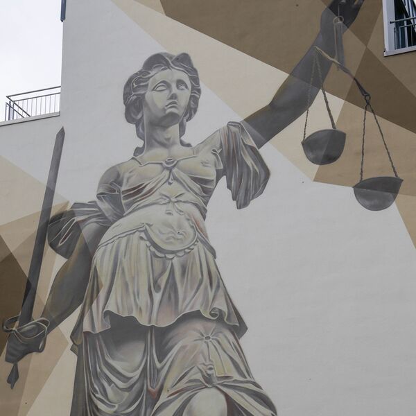 Highlightz, Justitia