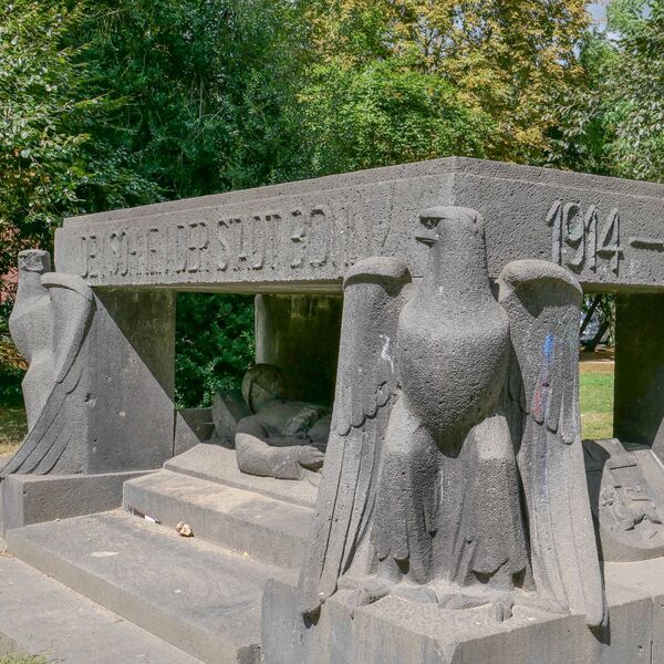 Peter Terkatz, Kriegerehrenmal