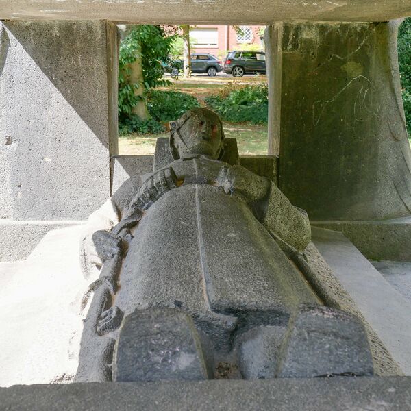 Peter Terkatz, Kriegerehrenmal