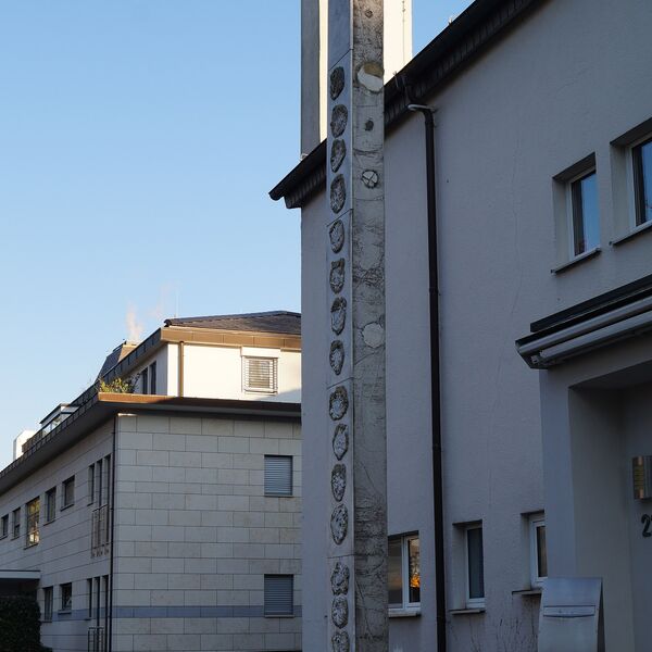 Charles Wilp, Europa-Obelisk (17 große Europäer)