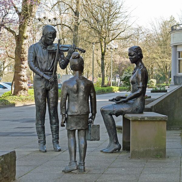 Christiane Opiela, Geiger mit Frau und Kind