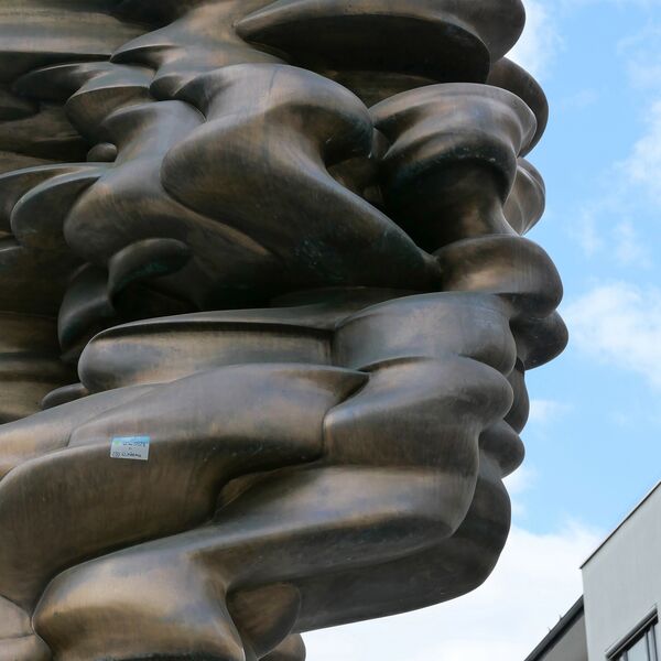 Tony Cragg, Mean Average