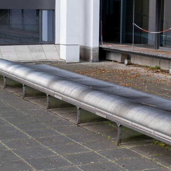 Yoshiyuki Miura, Die Welle