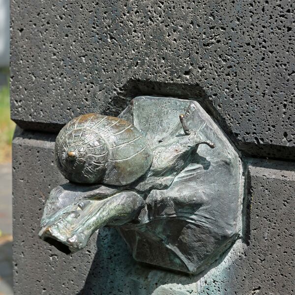 Hon Sang Tong, Brunnen