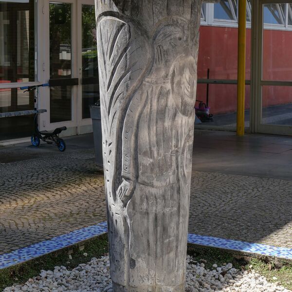 Carl van Ackeren, Brunnenstele