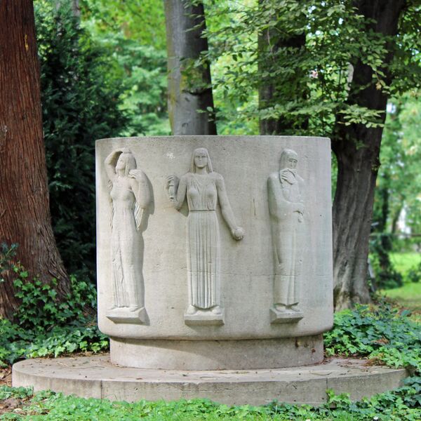Willy Meller, Parzen-Brunnen
