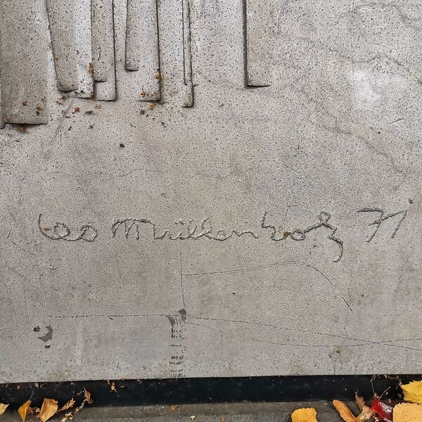 Leo Müllenholz, Aluminiumgussrelief
