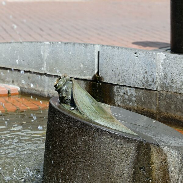 Hans Karl Burgeff, Brunnen