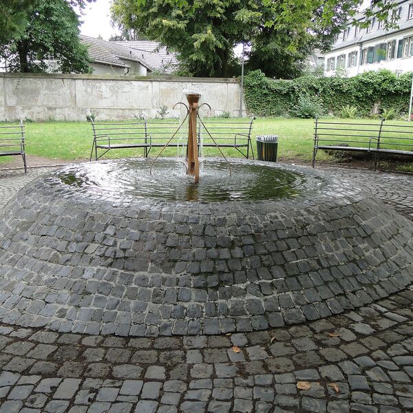 Karl König, Brunnen