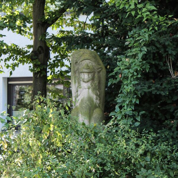 Titus Reinarz und Semikolon, Architektonisches Accessoire IV