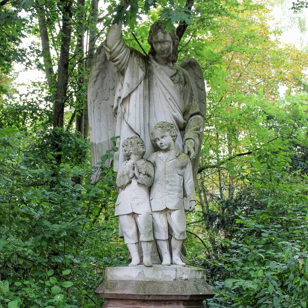 Wilhelm und Mathias Acker, Schutzengel
