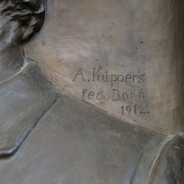 Albert Hermann Küppers, Relief Heinrich Fritsch