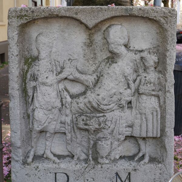 Urheberschaft unbekannt, Grabstein des Iulius Paternus